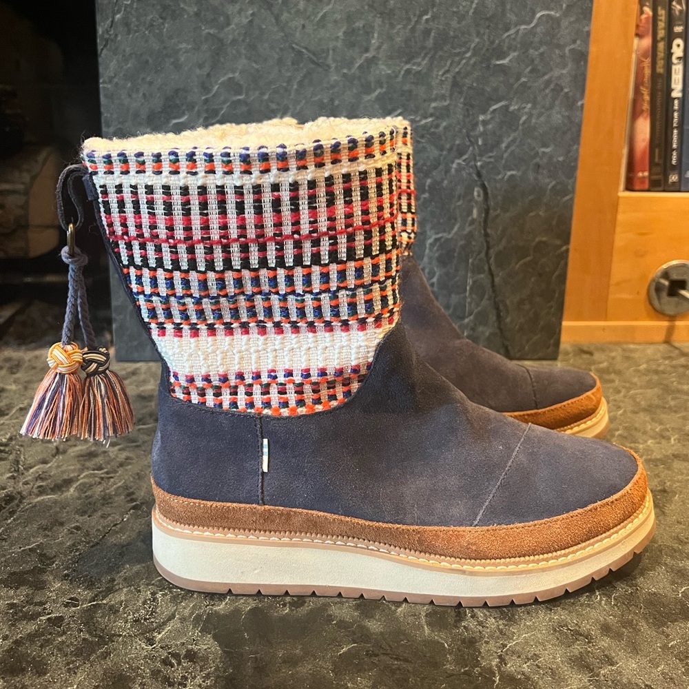 TOMS winter boots